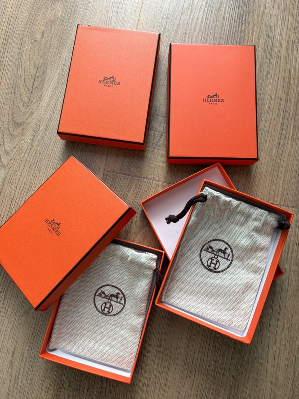 Hermes Orange Gift Boxes with Beige Drawstring Bags -set of 4 , small